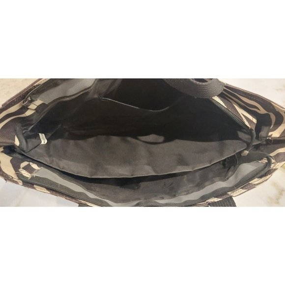 Large Lightweight Zebra Print Multipurpose Tote Shopper Beach Travel Diaper Bag - Picture 7 of 9